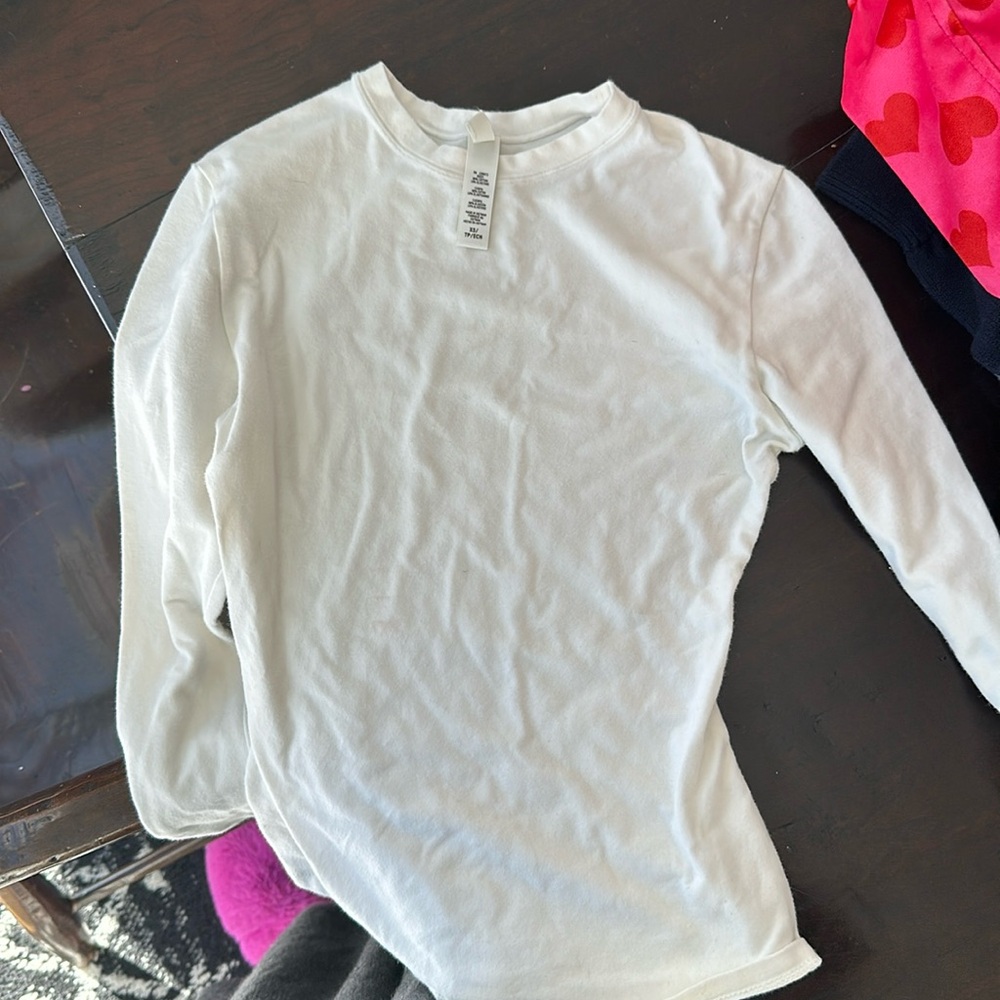 SKIMS XS White Crewneck